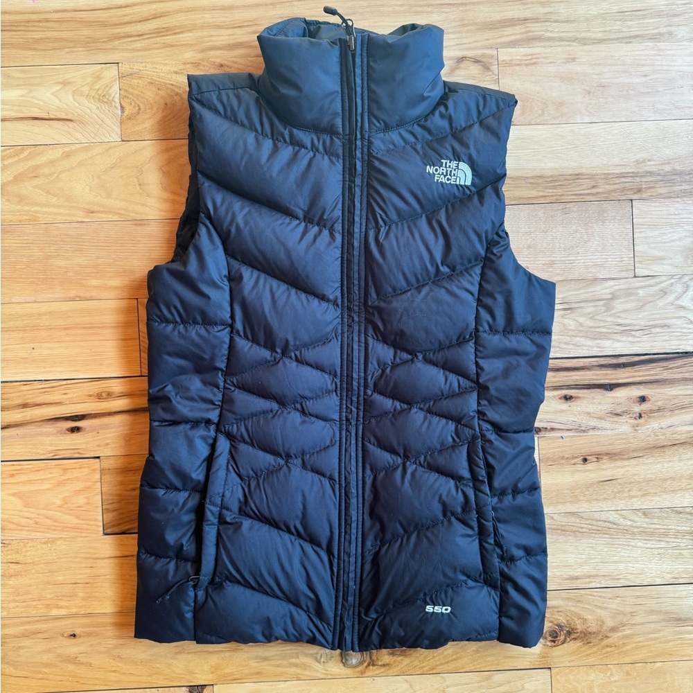 Women The North Face puffy vest XS